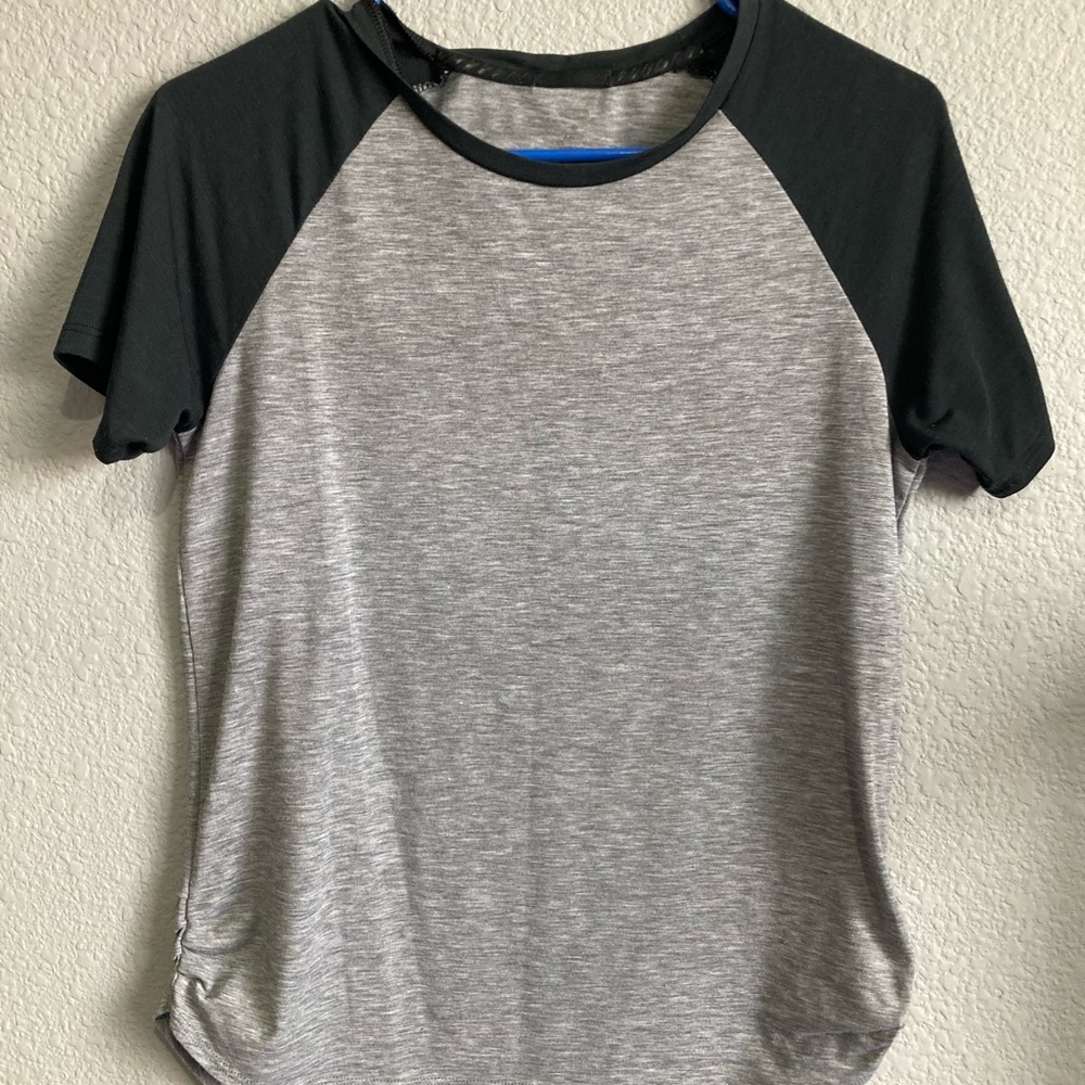 Oakley tee shirt